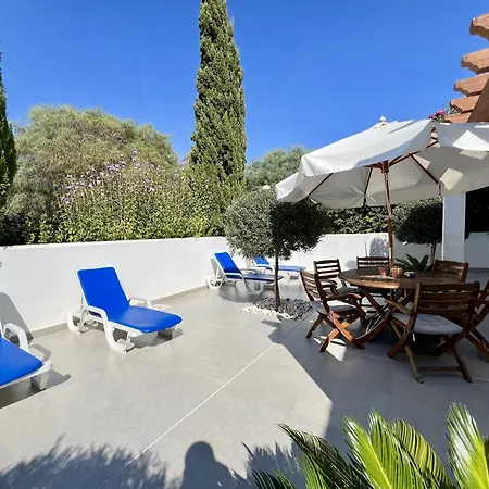 Club 1 With Pool By Homing 度假居