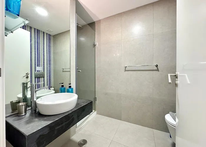 Club 1 With Pool By Homing *