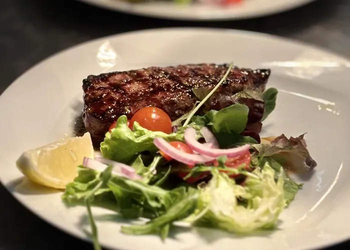 Club 1 With Pool By Homing *