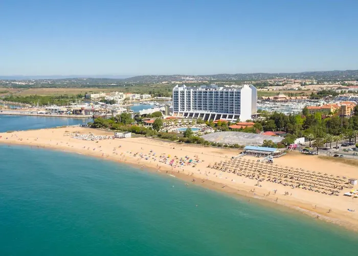 Сasa de vacaciones Club 1 With Pool By Homing